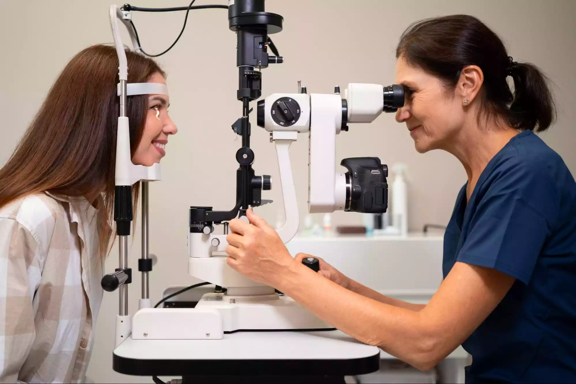 Queratometría y Análisis del Poder Corneal