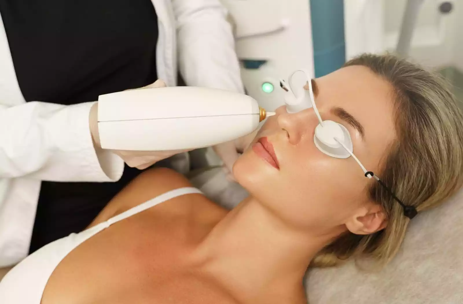 Tratamiento con Luz Pulsada Intensa (Láser IPL)